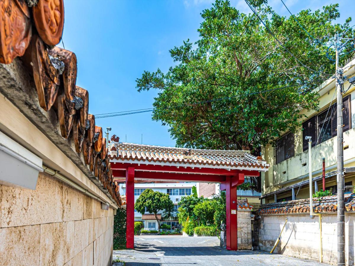Okinawa Hotel Наха Экстерьер фото