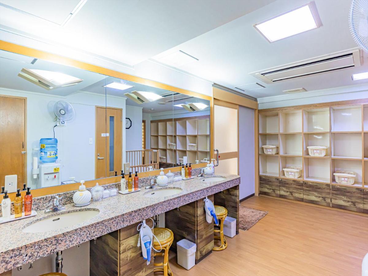 Okinawa Hotel Наха Экстерьер фото