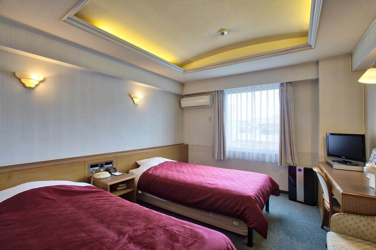 Okinawa Hotel Наха Экстерьер фото